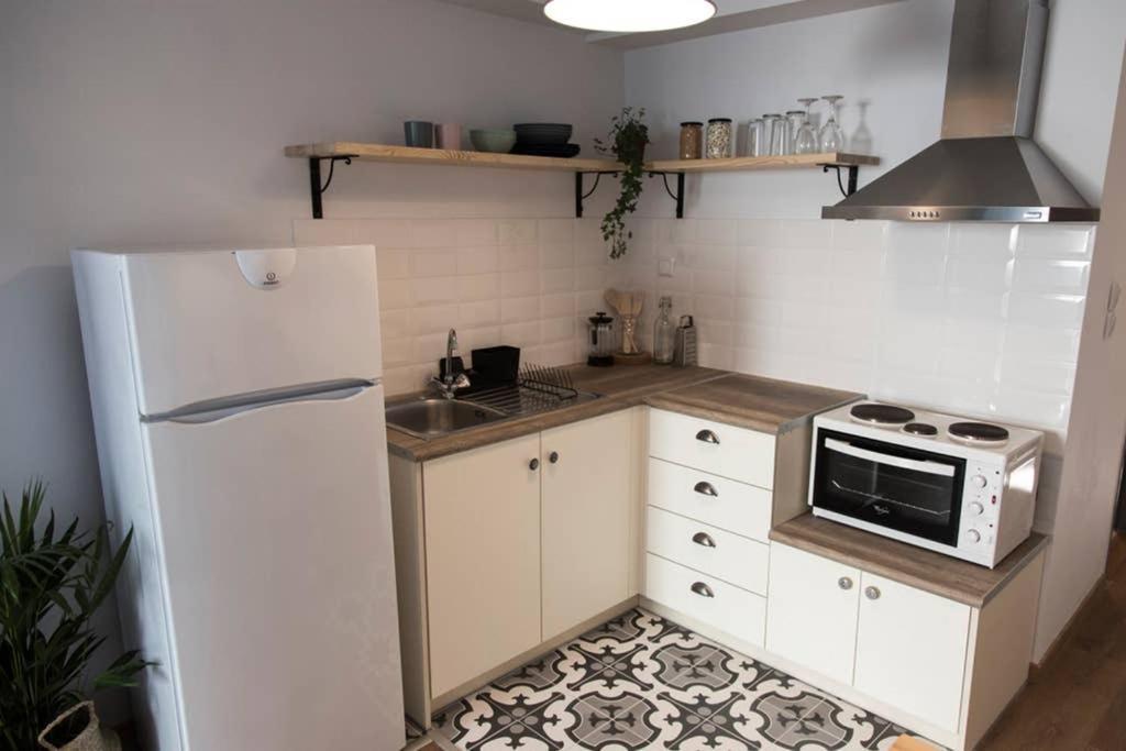 Lord Byron Apartment بريفيزا المظهر الخارجي الصورة
